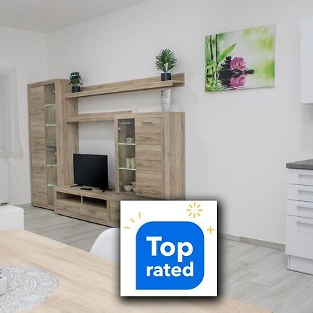 Trika Apartman Sárvár Kültér fotó