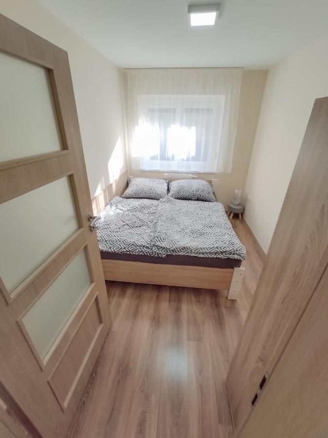 Trika Apartman Sárvár Kültér fotó