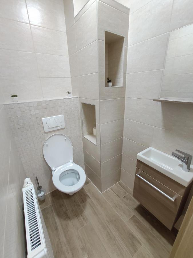 Trika Apartman Sárvár Kültér fotó