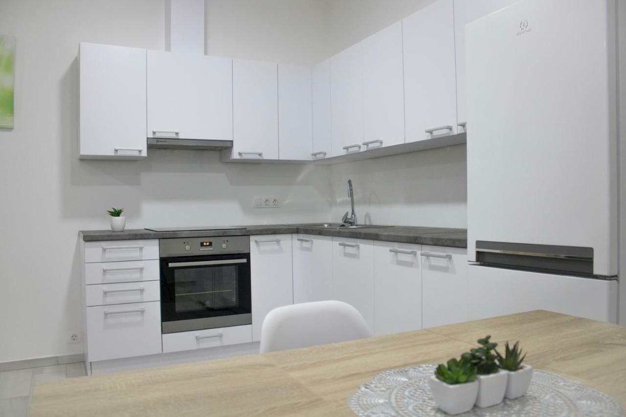 Trika Apartman Sárvár Kültér fotó